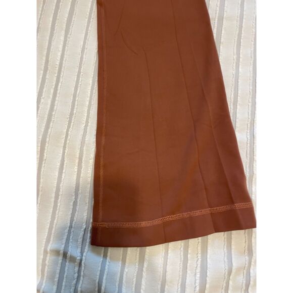 lululemon groove flare pant roasted brown size 8 - Picture 7 of 8
